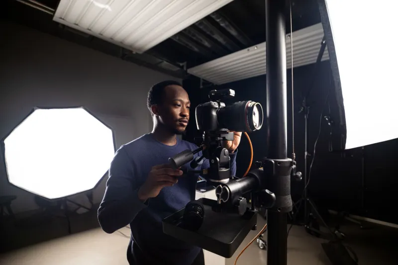 Flash Sync at Every Speed: How the X-T100 Quietly Became a Studio Powerhouse